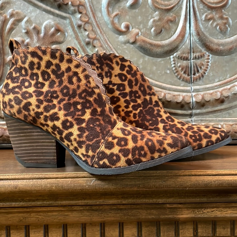 Coconuts by Matisse Leopard boots